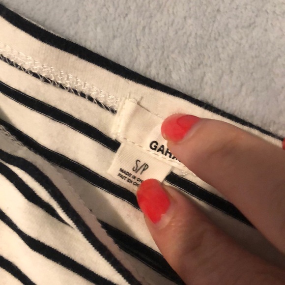 (s) b&w garage dress - Picture 2 of 2